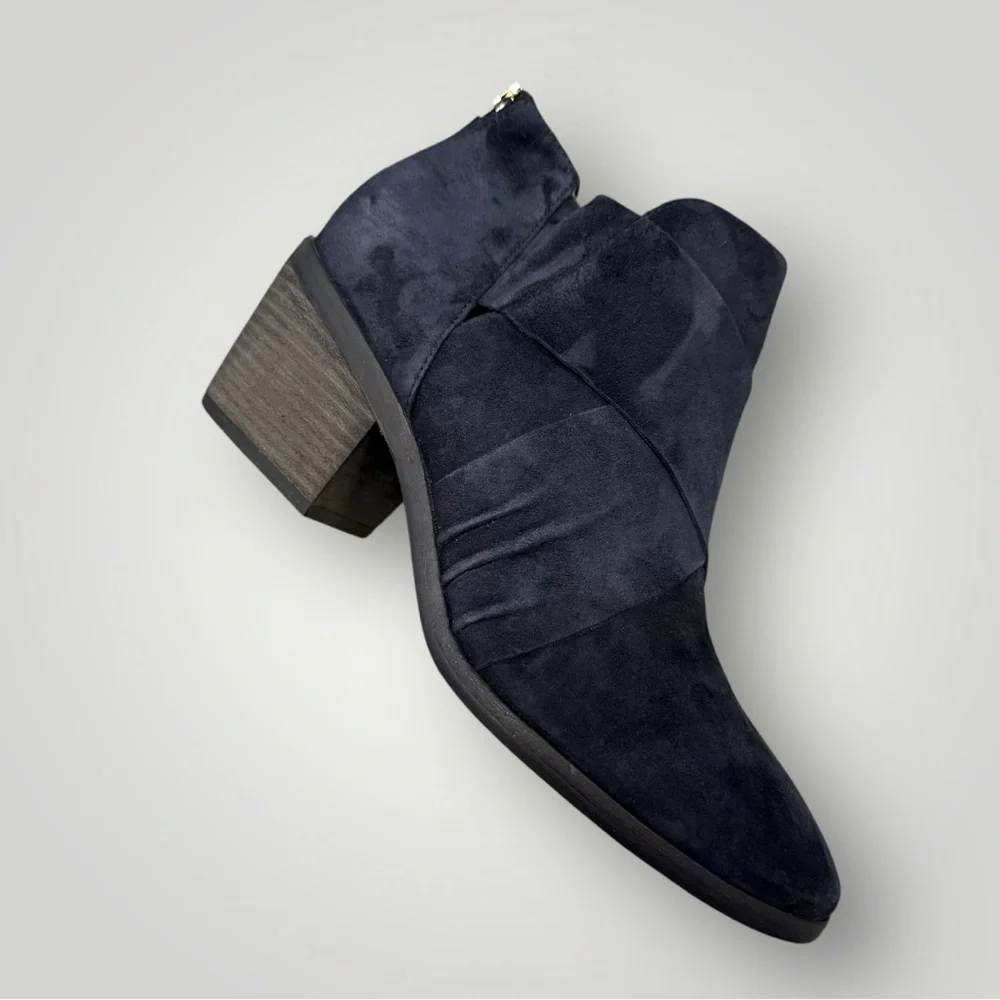 Eileen Fisher Irwin Suede Bootie Navy‎ Blue Sz 10